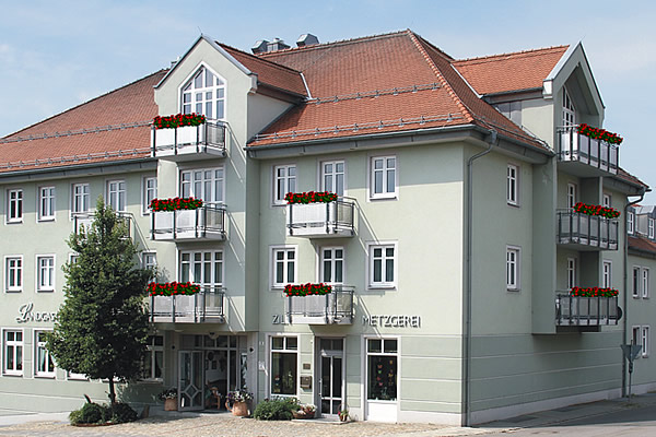 Das heutige Haus des Landgasthofs Zum Frauenstein, erbaut 1997